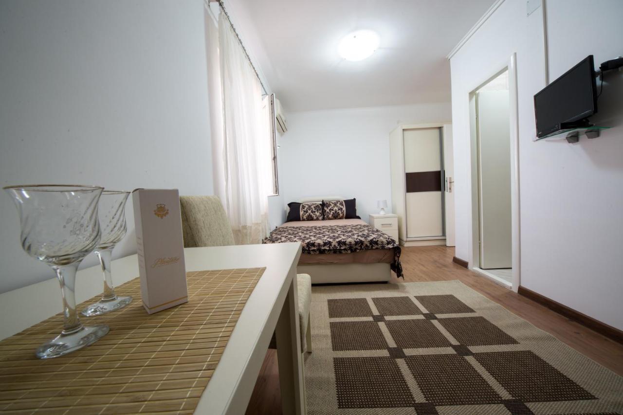 Apartments Pavicevic Tivat Phòng bức ảnh