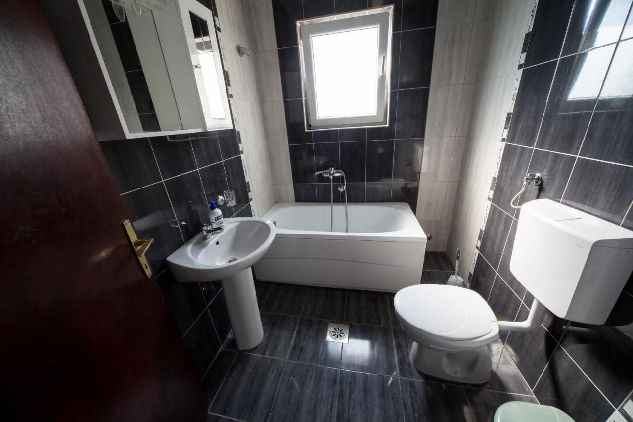 Apartments Pavicevic Tivat Phòng bức ảnh